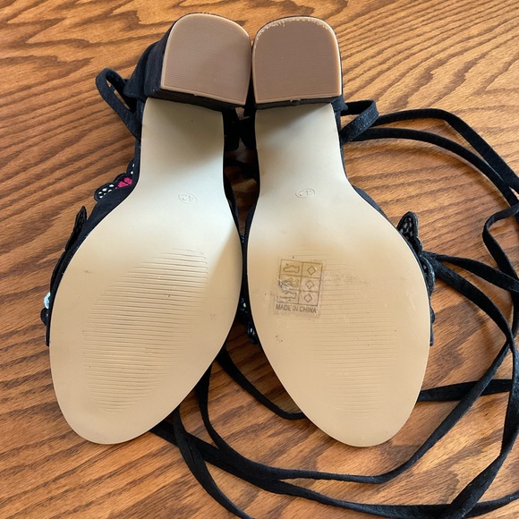 NWOT Rvidbe Scrappy Suede Chunky Butterfly Lace-Up Sandals, Sz 11 (Euro 42) - Picture 11 of 13